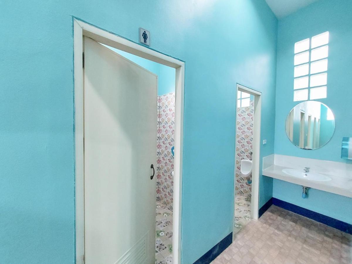 Khao Sok Backpacker Hostel Khao Sok National Park エクステリア 写真
